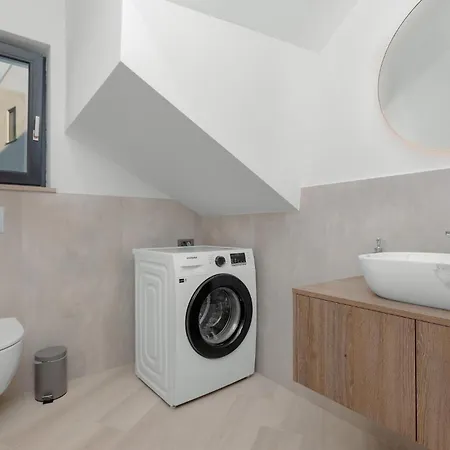 Feriehus In With Wifi Dobrinj