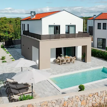 Дом отдыха In With Wifi Добринь